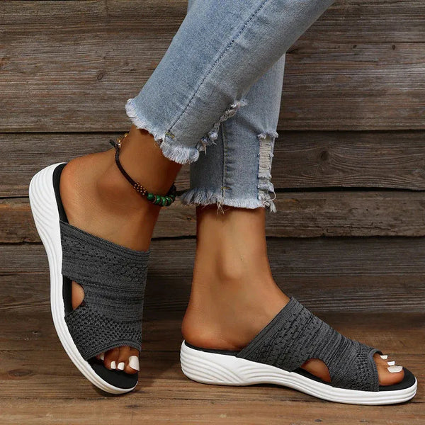 OrthoFeet™- סנדלים עם עקב נוח ואורטופדי