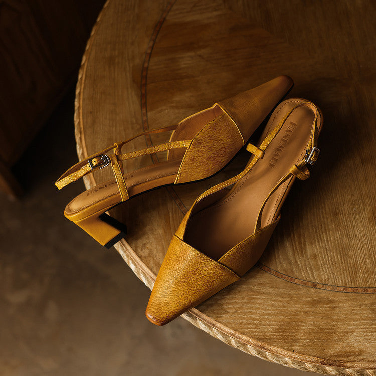 סרלה | נעלי עקב עור עם רצועת עקב